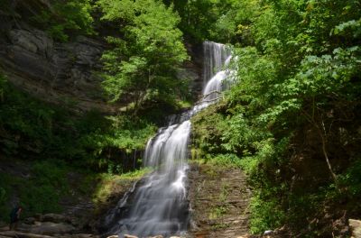 Hard To Miss
Can you see th person in this photo? So many visitors were present that one can only Lightroom out so many.

Hills Creek Falls may be taller but, it can not possibly be more crowded with folks. I will be visiting Hills Creek with my handy dandy laser in the near future.


