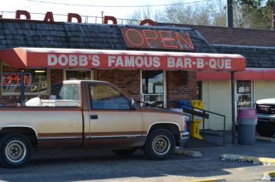 Dobb's BBQ
If you pass through Dothan without a visit to Dobb's  you will have missed one of life's little rewards.

Any Q joint that has lasted over 100 years just has to be good....and it was.
