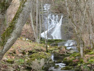 Falls 2A
A really big falls and with more rain would be worth going back.
