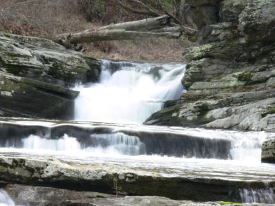 Shelf Falls
Just below Splash Dam Falls is two small shelf falls or, if you like, cascades
