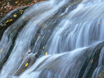 Short and Misty
Crabtree is said to drop 1200 ft in five different falls.
