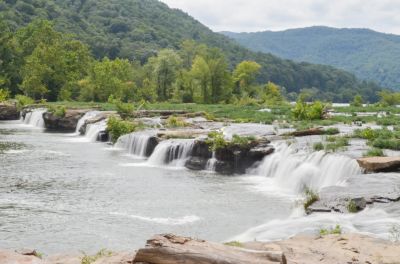 Sandstone Falls
Sandstone Falls goes completely across the New River in west Virginia. Not very tall but, very wide
