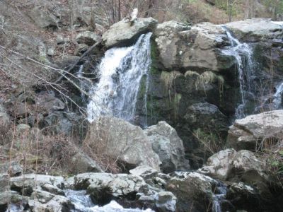 Upper Spivey
This Falls is located on US 19E just inside Tennessee. You can see it from the car.
